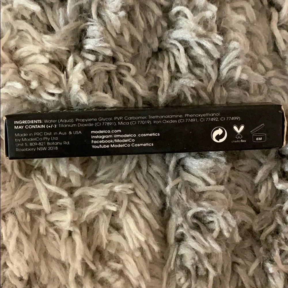 NIB Eyelites Metallic Eyeshadow